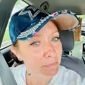 Meet your Posher, Tara